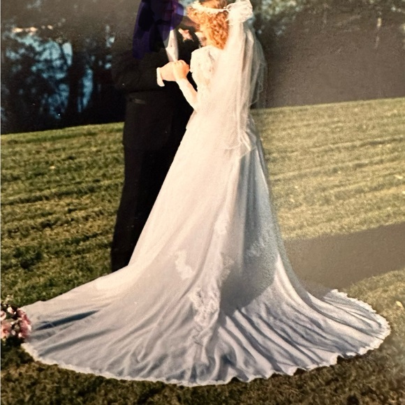 Wedding Dress with Headress and Veil - Picture 6 of 8